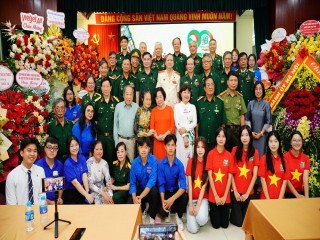 20 năm "Mãi mãi tuổi 20"